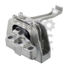 Опора двигуна передня права SWAG 30105676 SKODA KAROQ OCTAVIA SUPERB VW CADDY TIGUAN