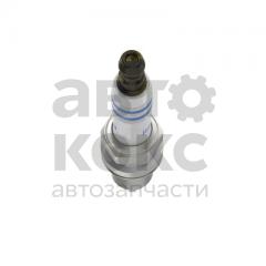 Свічка запалювання BOSCH 0 242 240 653 VW Boara Caddy Skoda Octavia Superb Opel Astra- фото 4 | Интернет-магазин Авто-Кокс